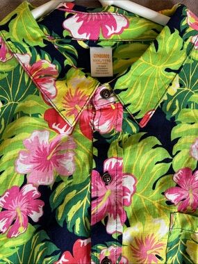 Gymboree Men’s Floral Button-Down Linen Blend Shirt in Green, Pink & Navy